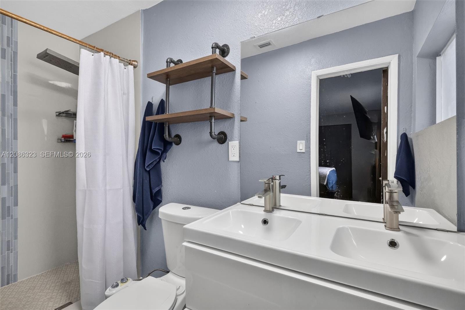5317 NE 5th Avenue, Oakland Park, FL 33334 photo 18