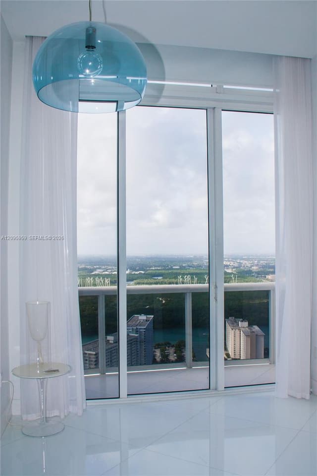 15811 Collins Avenue 4306, Sunny Isles Beach, FL 33160
