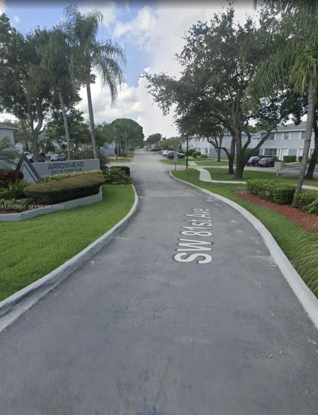 1925 SW 81st Terrace, Davie, FL 33324