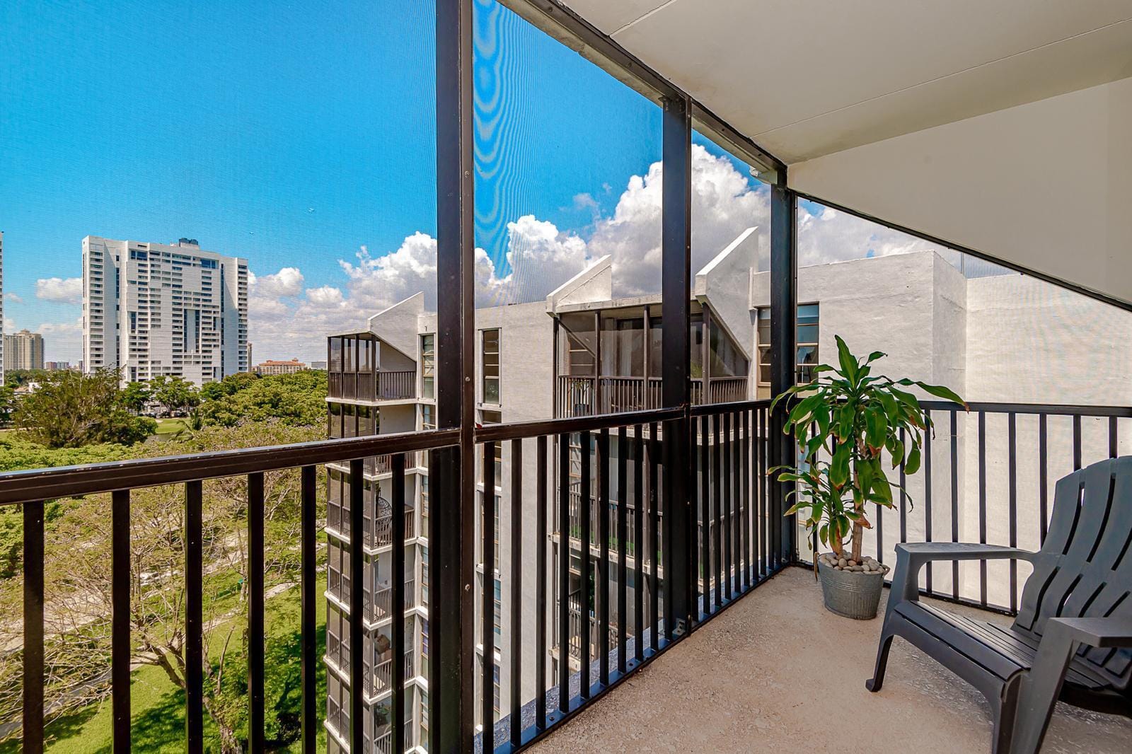 3475 N Country Club Drive 807, Aventura, FL 33180 photo 20