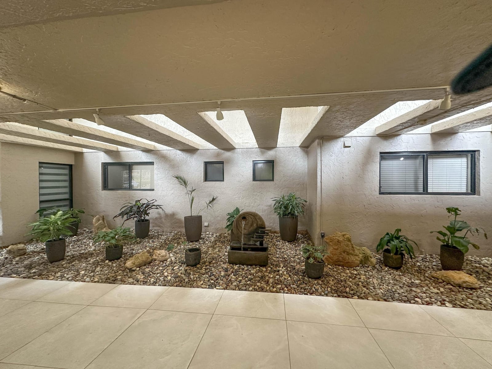 5301 FOUNTAINS Drive S 501 — photo 4