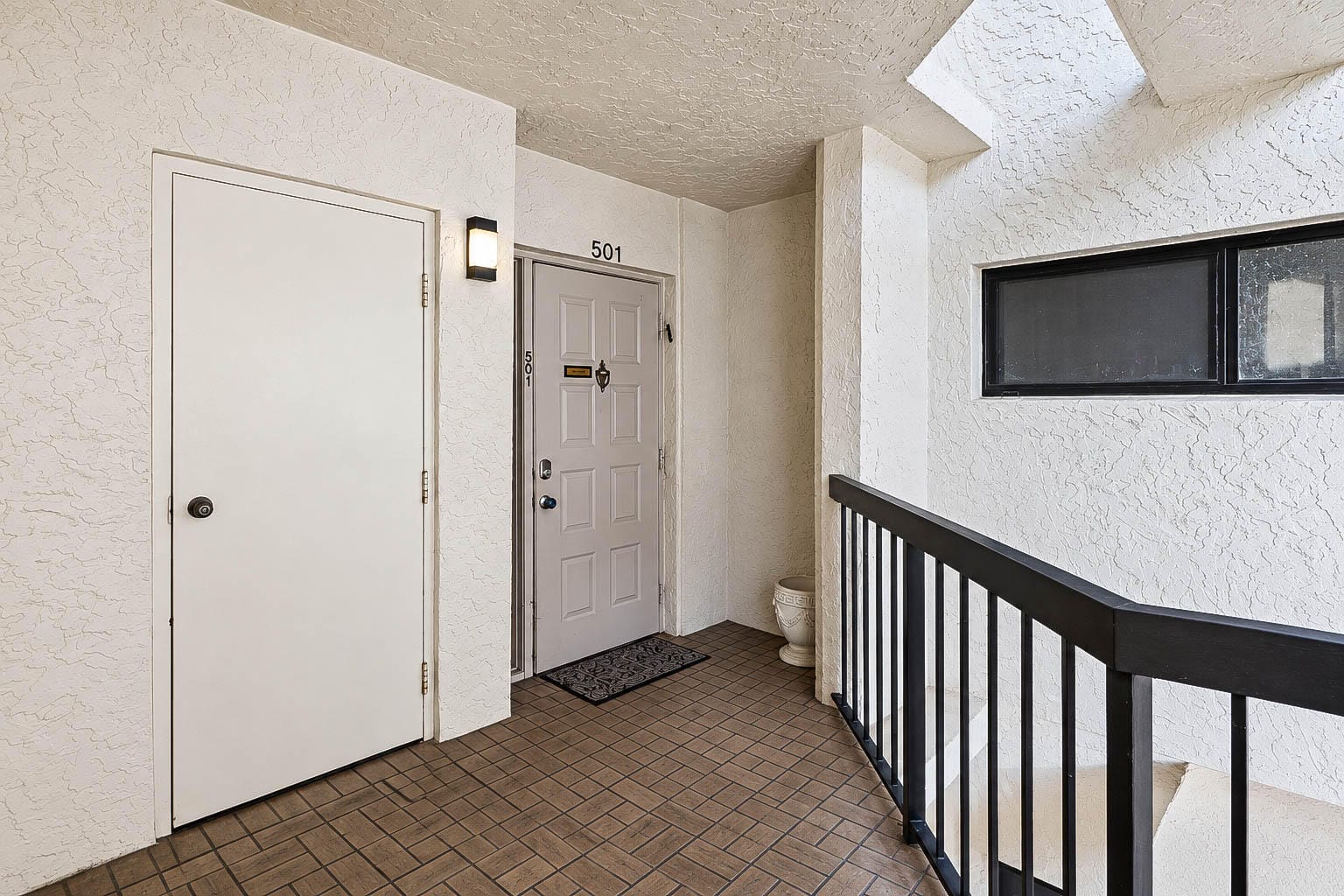 5301 FOUNTAINS Drive S 501 — photo 7