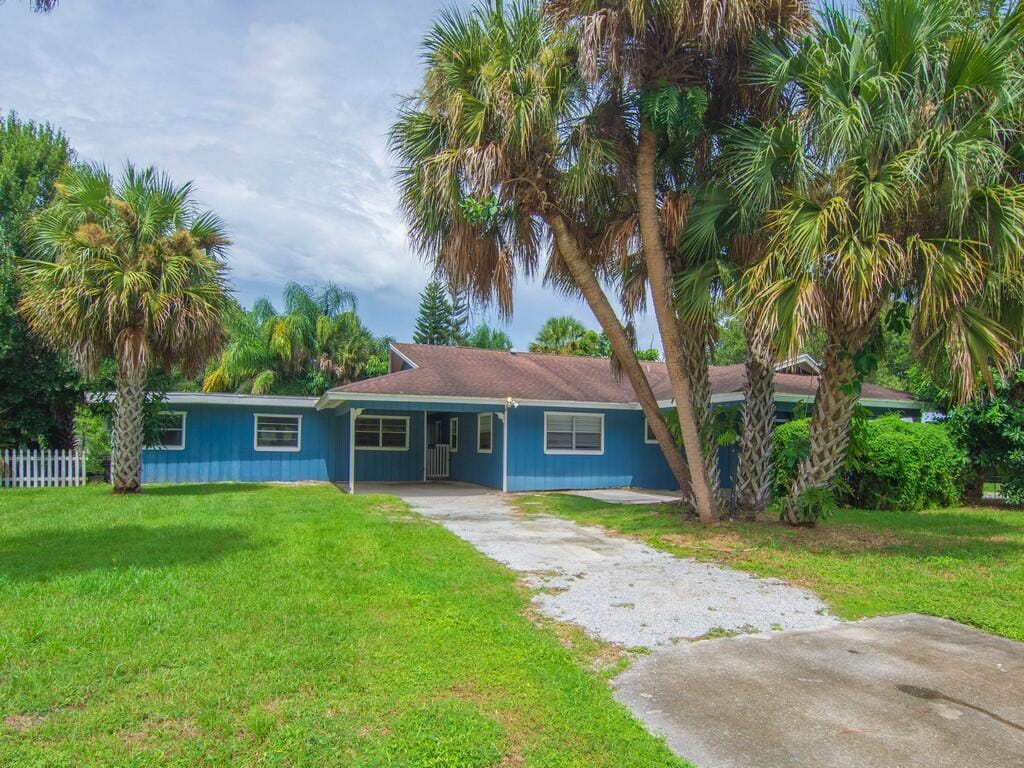 8206 LAKELAND Boulevard, Fort Pierce, FL 34951 photo 30