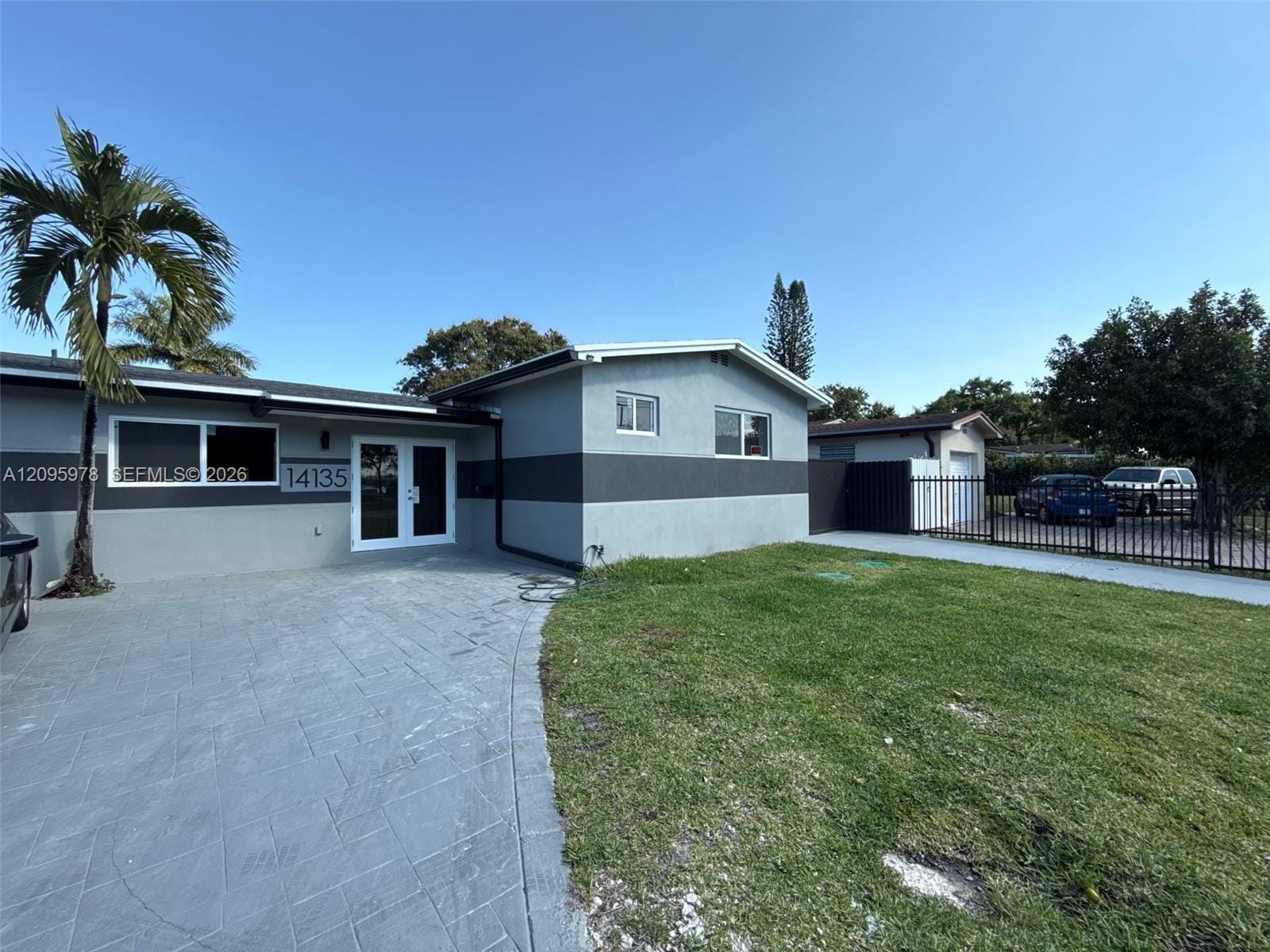 14135 NW 17th Avenue — photo 2
