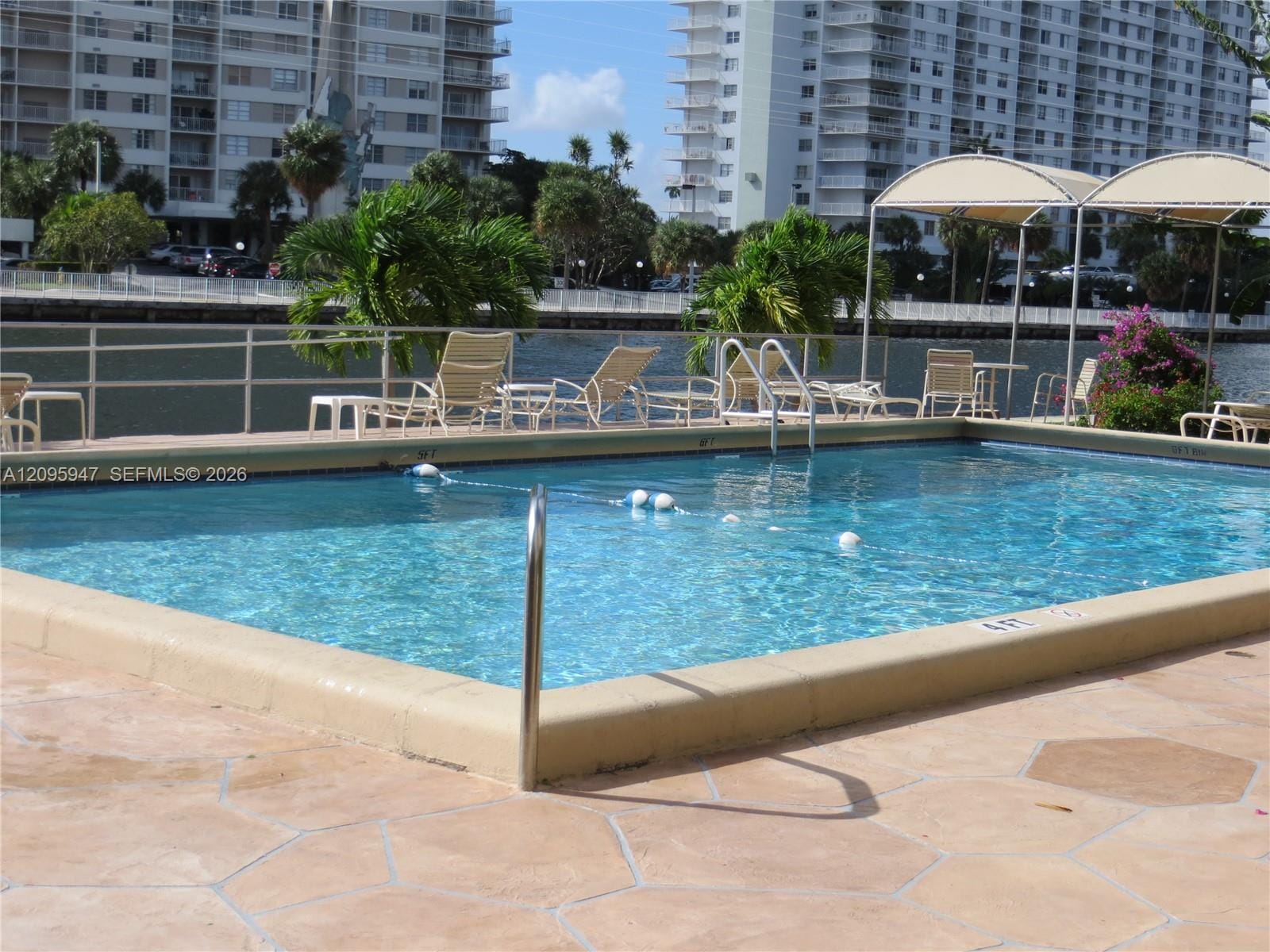 220 Kings Point Drive 606, Sunny Isles Beach, FL 33160 photo 17