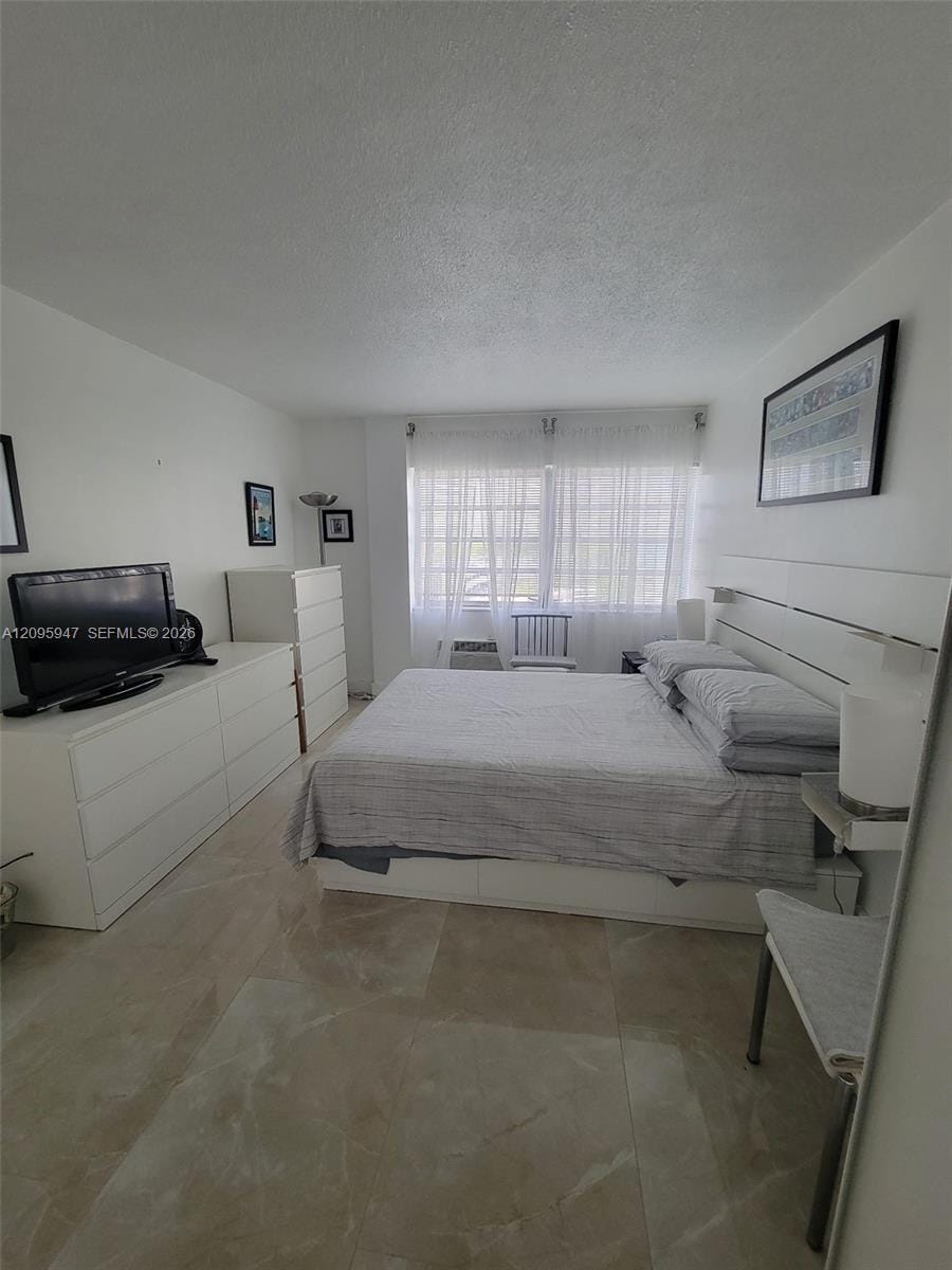220 Kings Point Drive 606 — photo 9