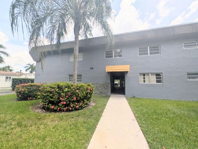 63 NE 10th Street 12, Homestead, FL 33030