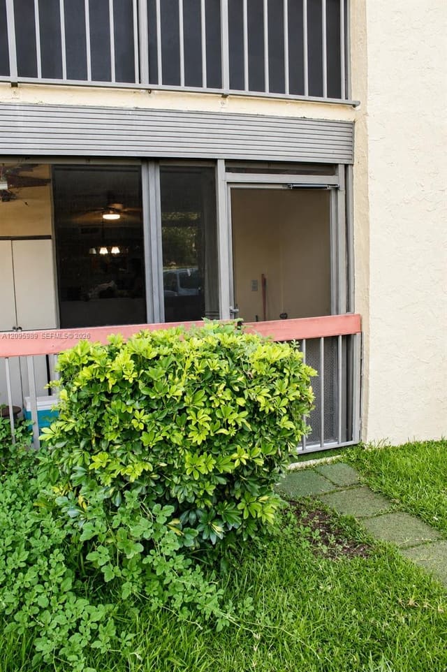 737 SE 1st Way 110, Vista Gardens, Deerfield Beach, FL