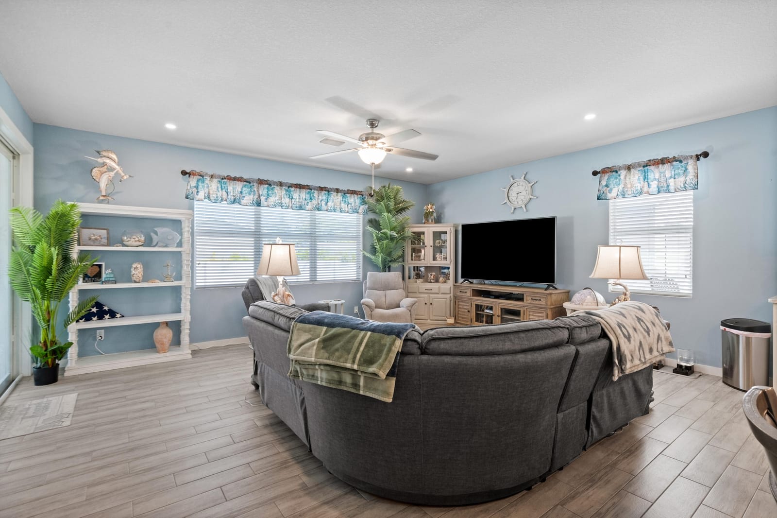 5504 Deleon Avenue, Fort Pierce, FL 34951 photo 17