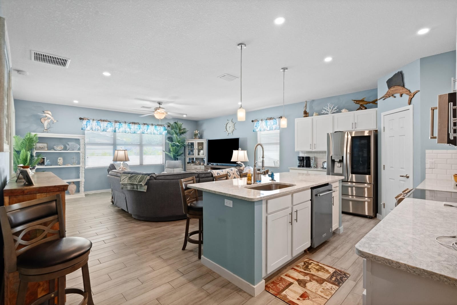 5504 Deleon Avenue — photo 10