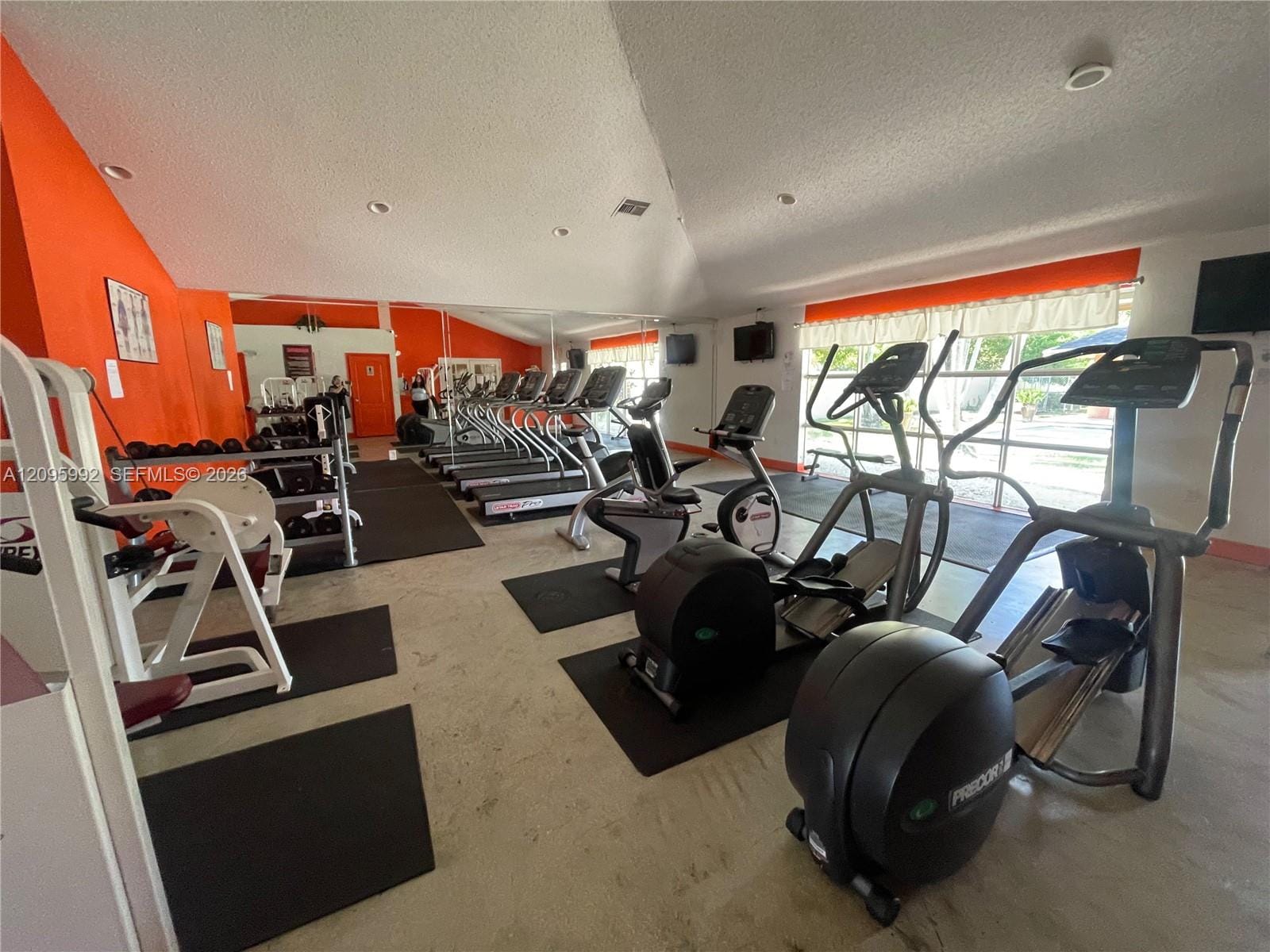 18870 NW 57th Avenue 202, Hialeah, FL 33015 photo 21