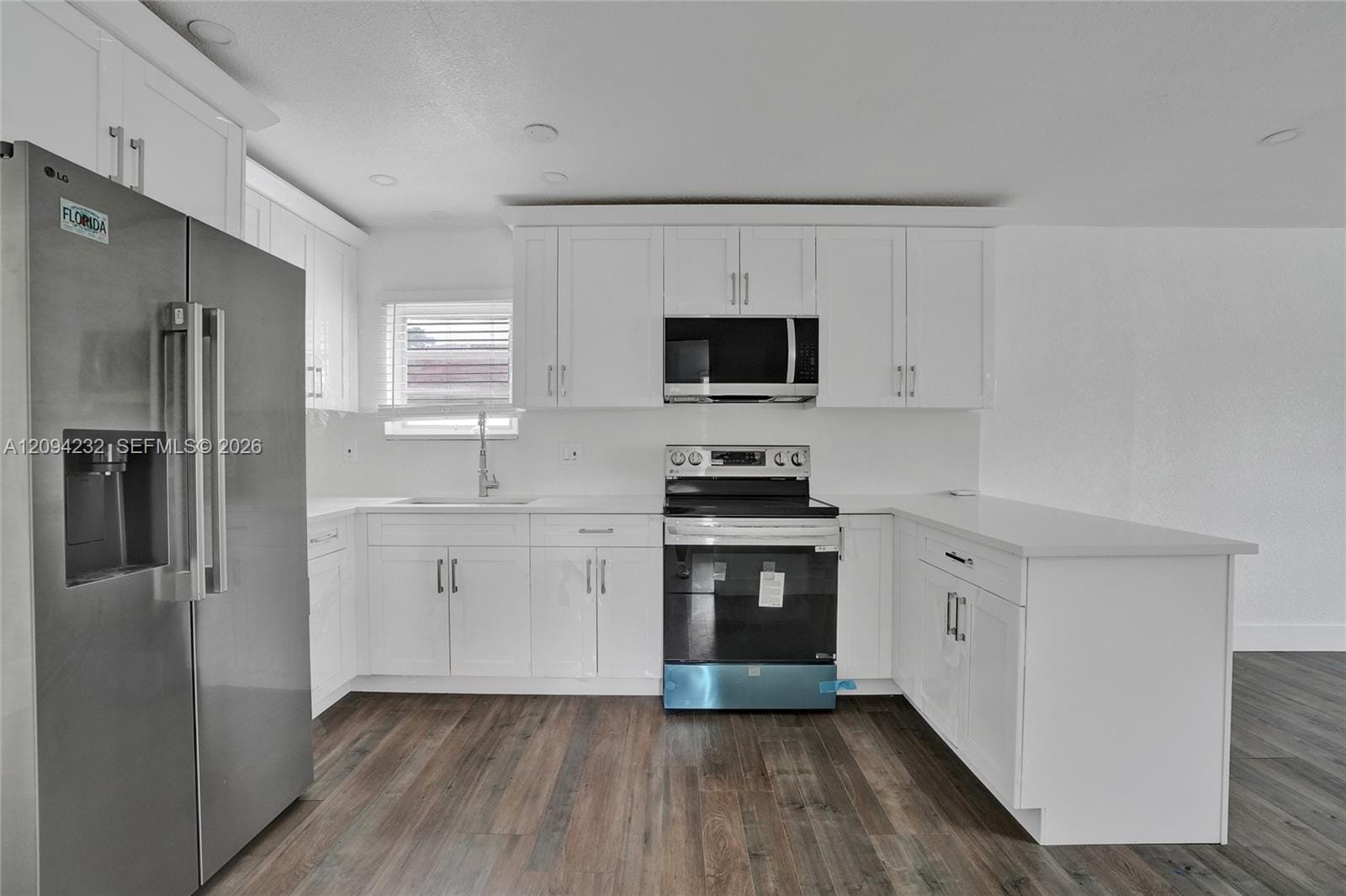 2910 NW 25th Street — photo 5