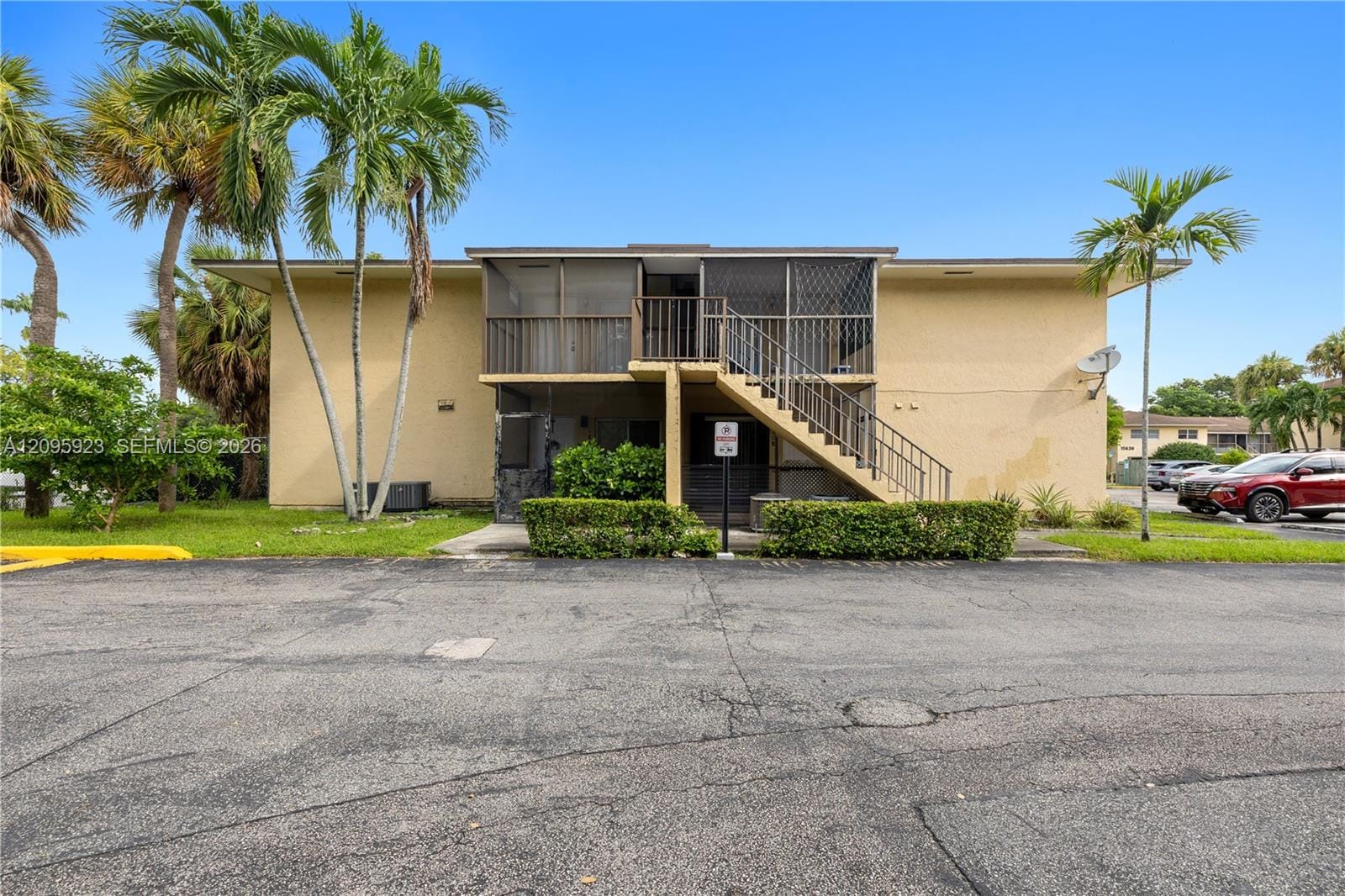 15619 SW 73rd Cir Terrace 10-9 — photo 10