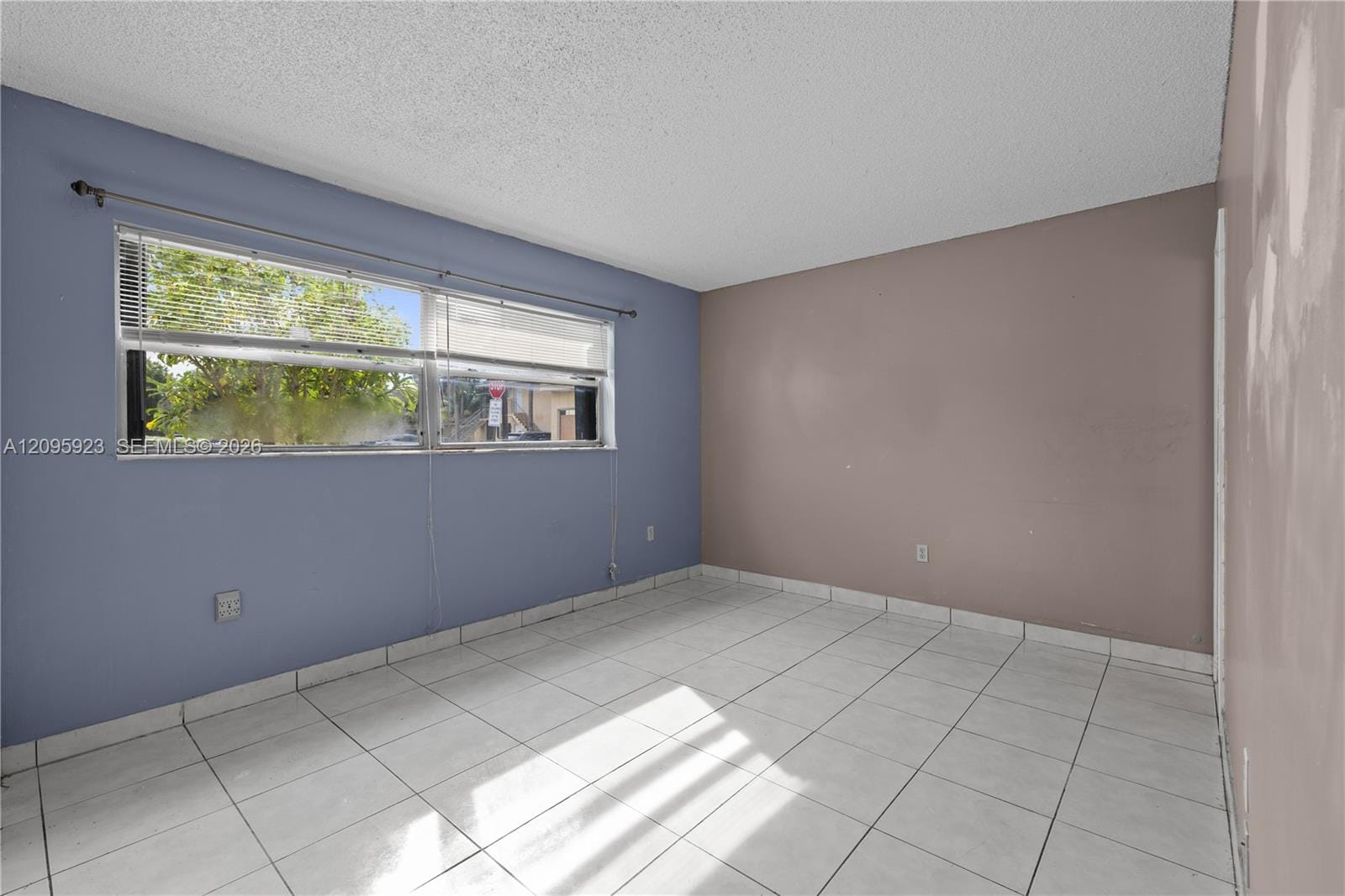 15619 SW 73rd Cir Terrace 10-9 — photo 4