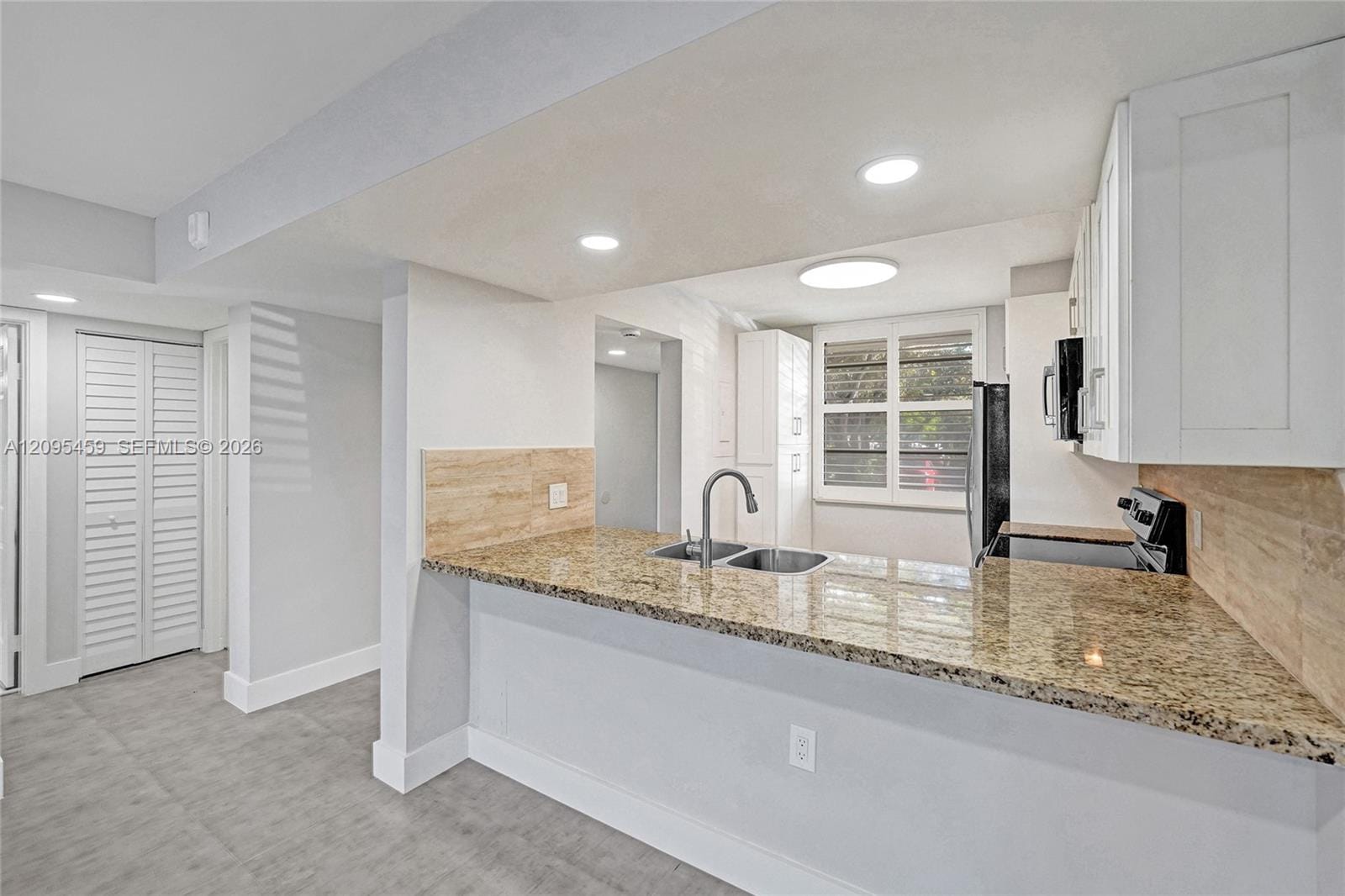 1522 Whitehall Drive 106 — photo 11