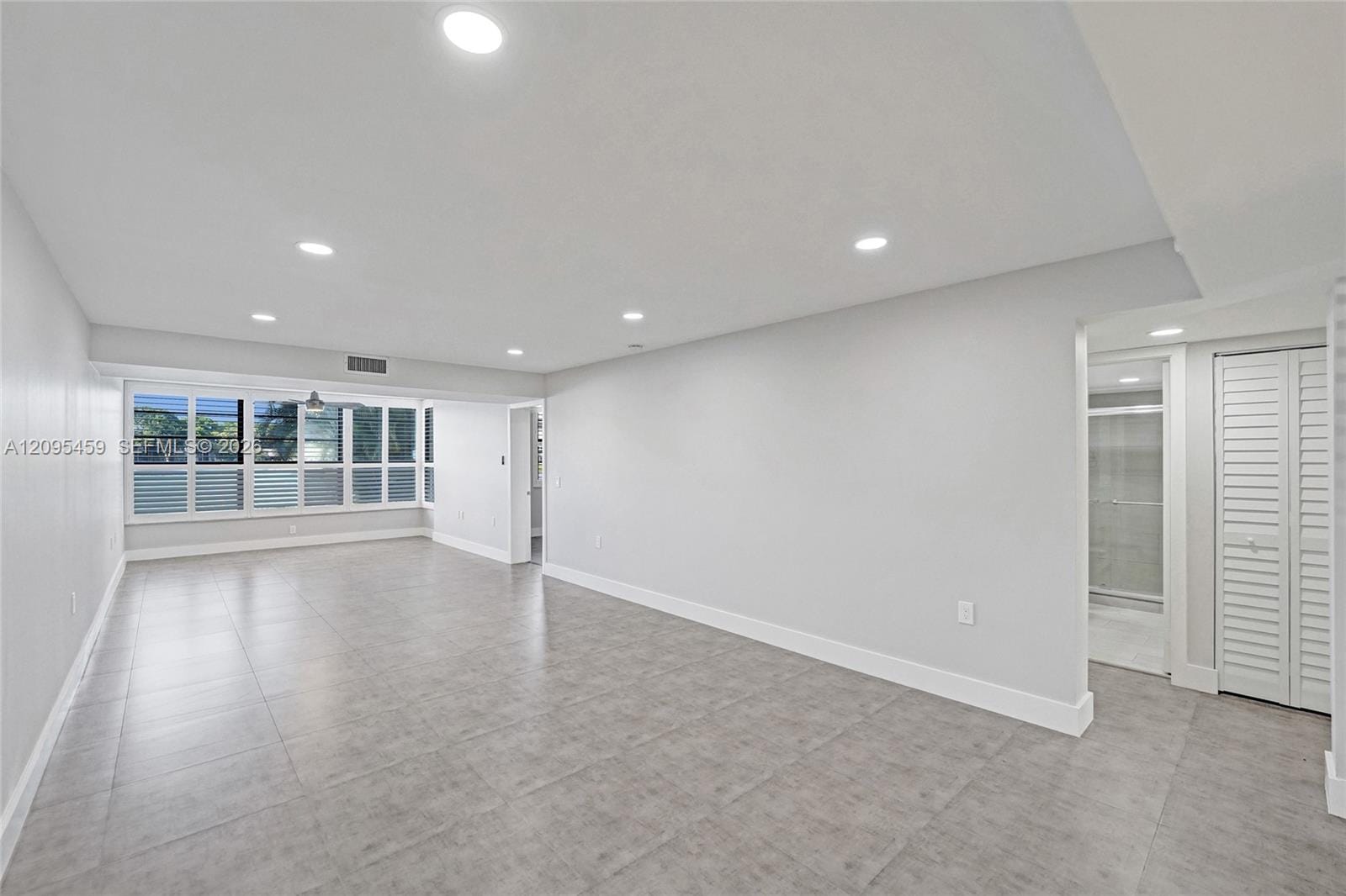 1522 Whitehall Drive 106, Davie, FL 33324 photo 14
