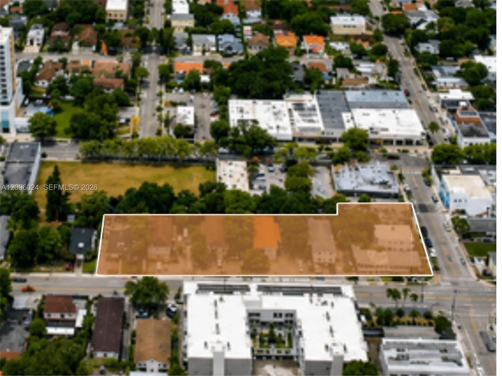 960 SW 7 Street — photo 2