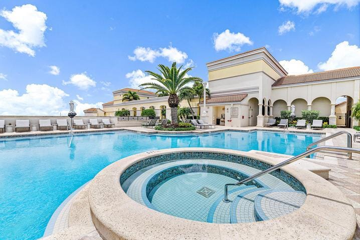 701 S OLIVE Avenue 1004, West Palm Beach, FL 33401 photo 17