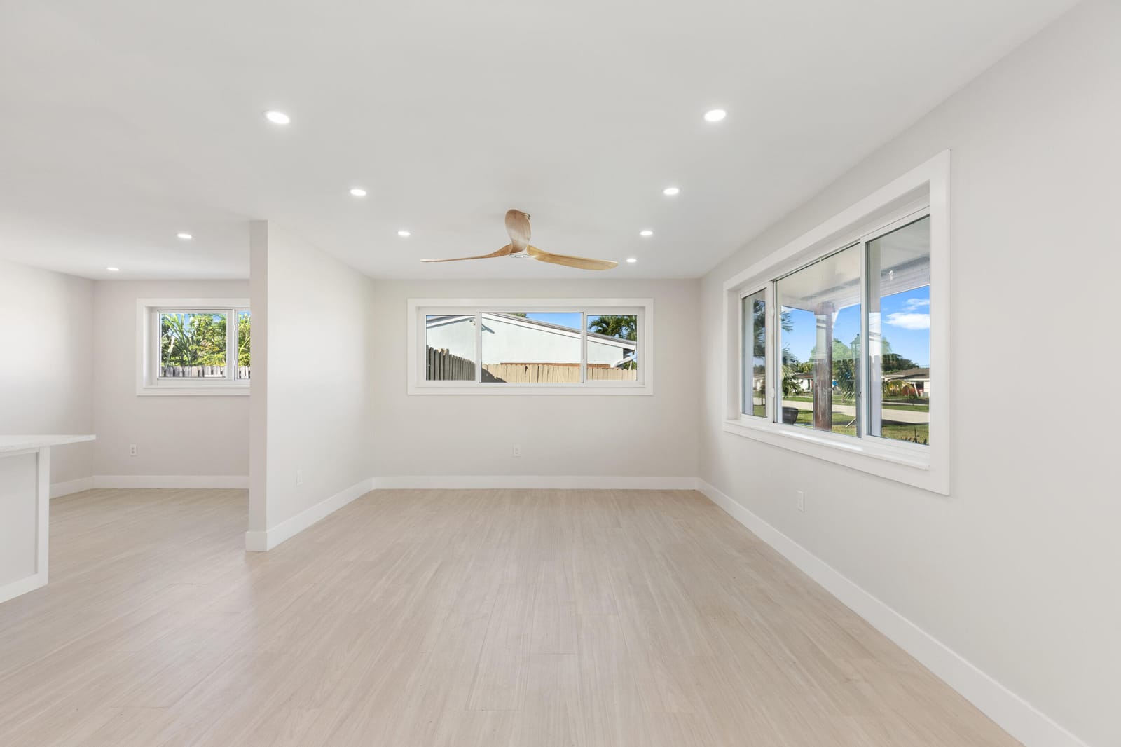 9379 KEATING Drive — photo 8