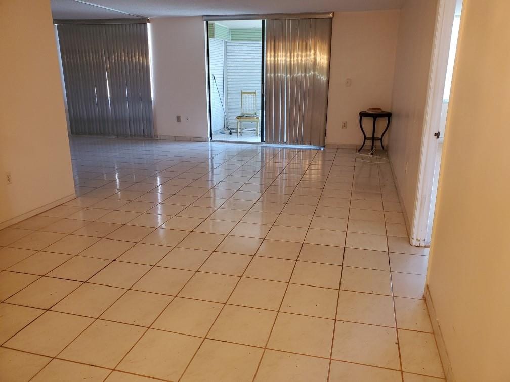 1200 SAINT CHARLES Place 409, Pembroke Pines, FL 33026 photo 7