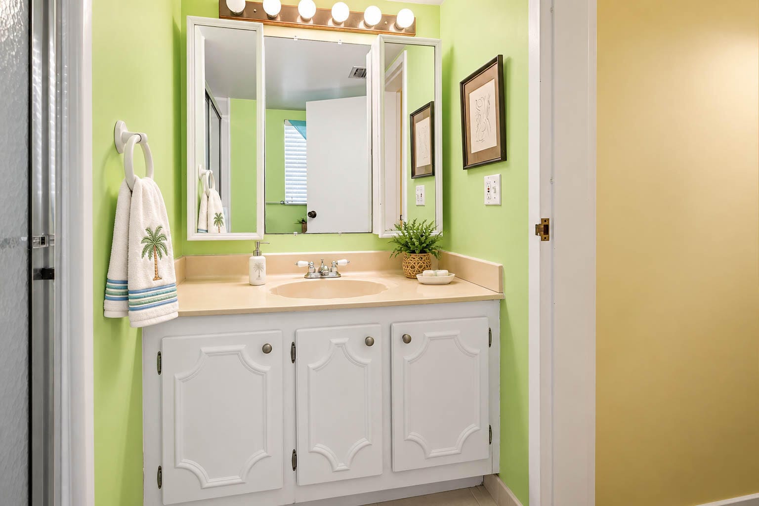 3755 VIA POINCIANA 402 — photo 11