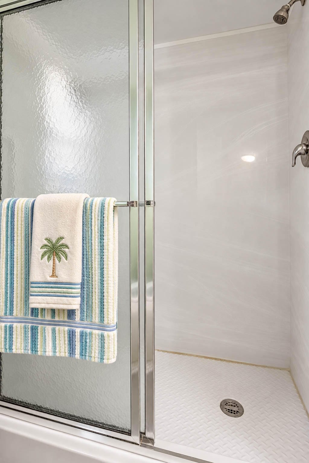 3755 VIA POINCIANA 402 — photo 12
