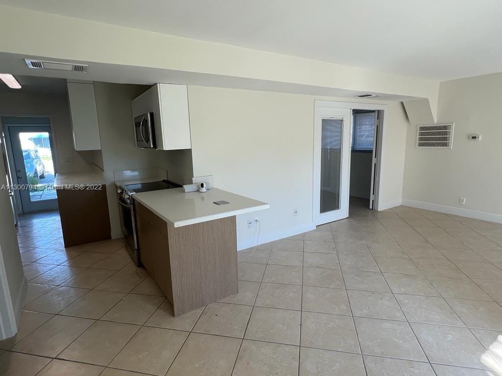 2755 NE 28th Avenue C3, Lighthouse Point, FL 33064 photo 3
