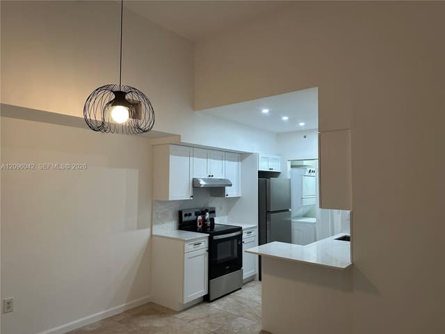 3241 Sabal Palm Manor 302, Davie, FL 33024