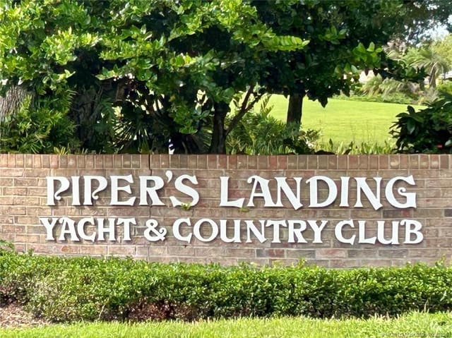 4432 SW Dundee Court, Pipers Landing, Palm City, FL