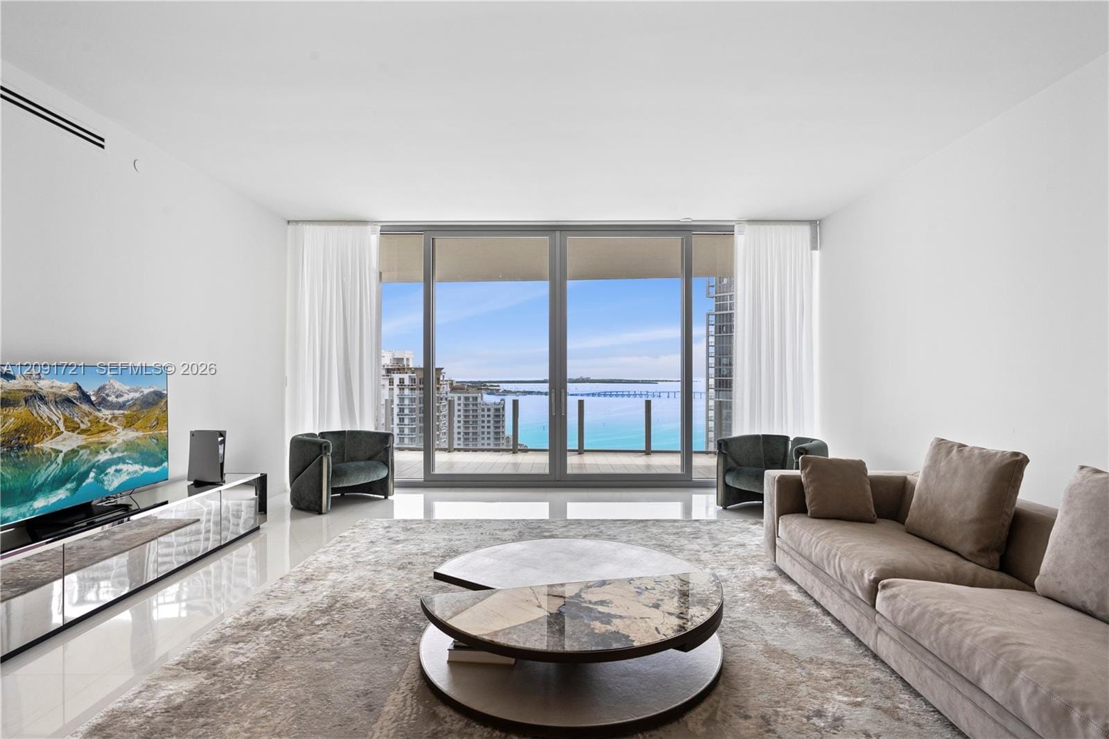 300 Biscayne Boulevard Way 3304C — photo 2