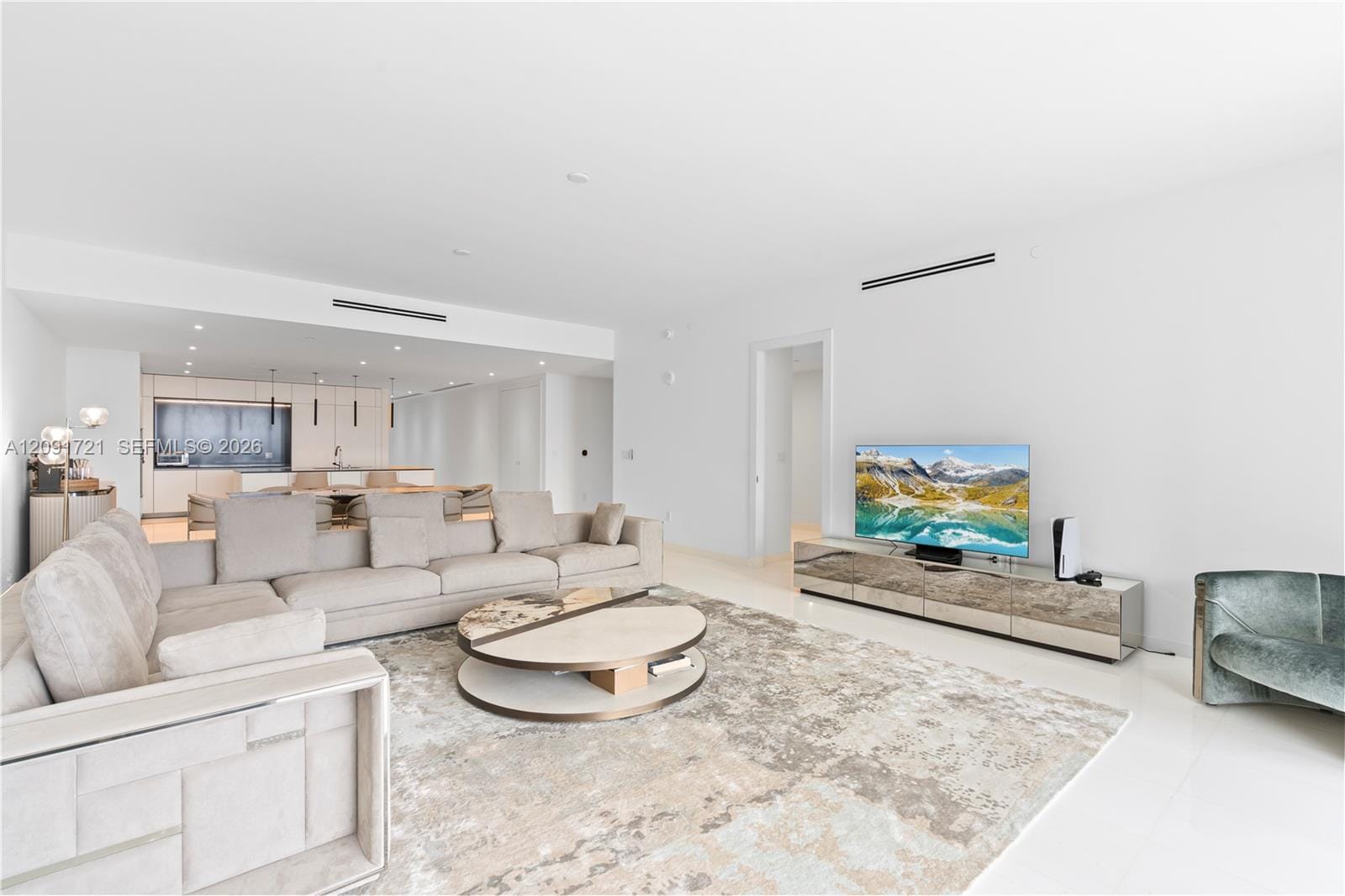300 Biscayne Boulevard Way 3304C — photo 3
