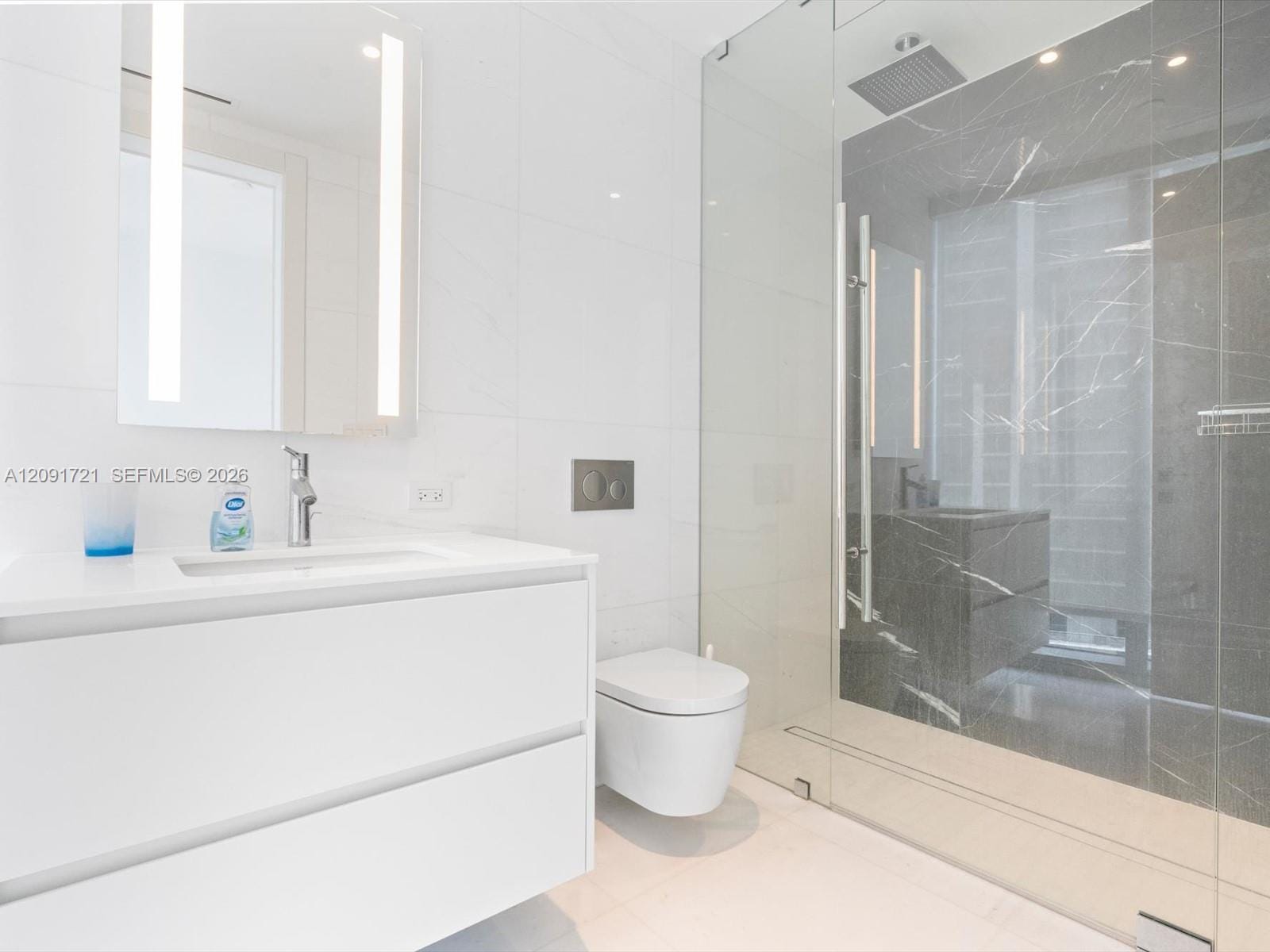 300 Biscayne Boulevard Way 3304C, Miami, FL 33131 photo 23
