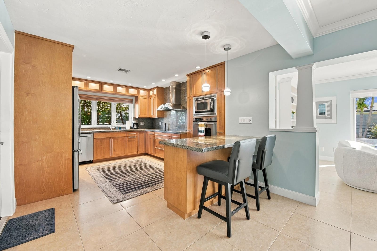 4230 NE 19TH Avenue, Oakland Park, FL 33308 photo 15