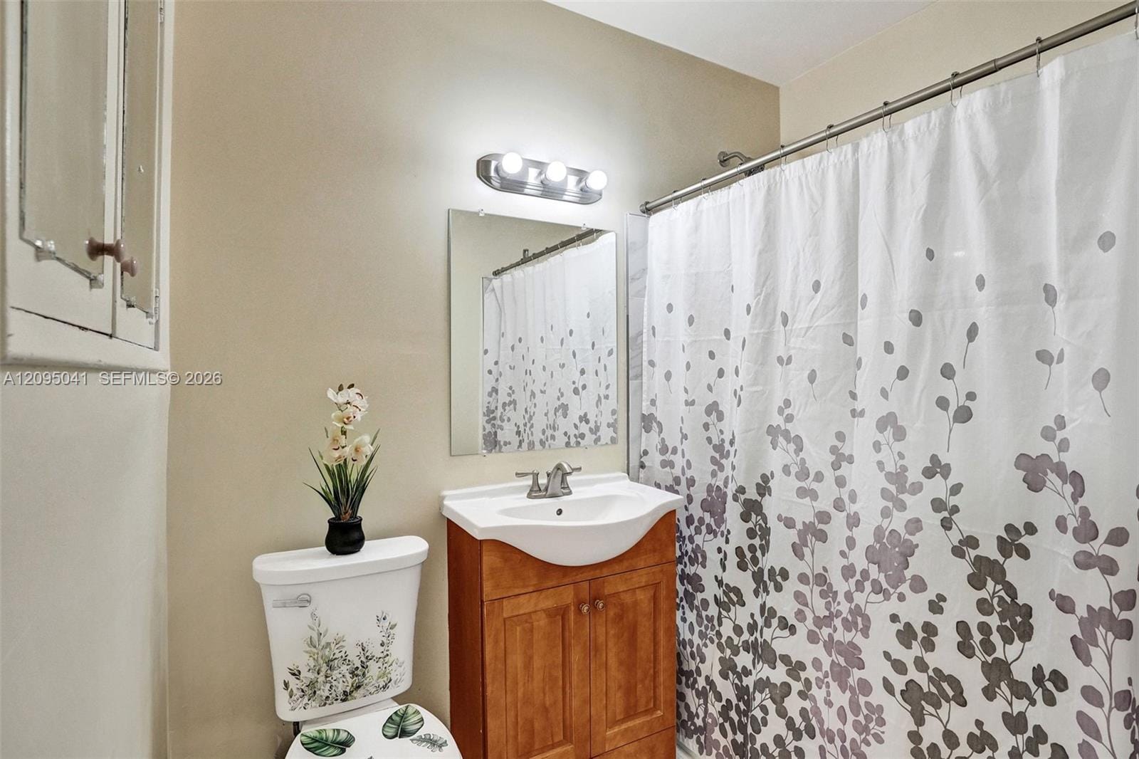 17401 NE 11th Court, Miami, FL 33162 photo 21
