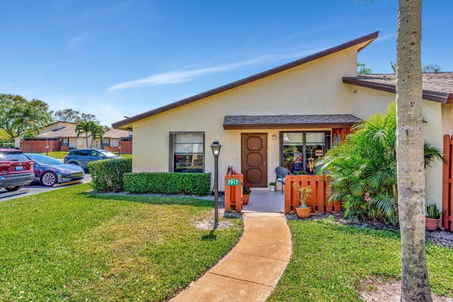 7917 SE Villa Circle, Hobe Sound, FL 33455