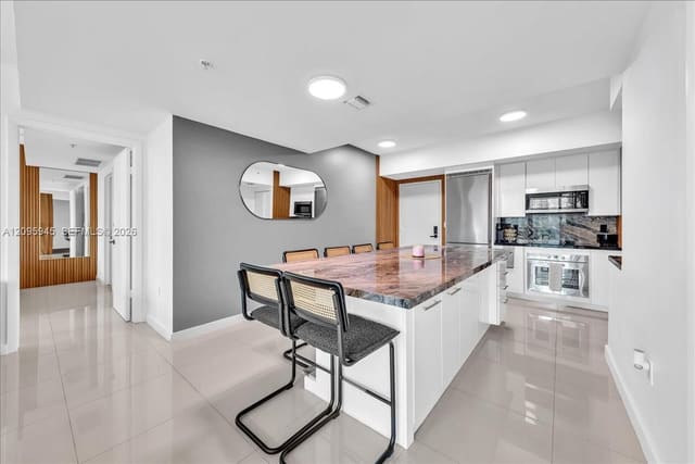 92 SW 3rd Street 2802, Miami, FL 33130