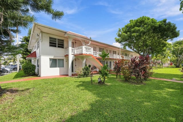 175 NE 203rd Terrace 24, Miami, FL 33179