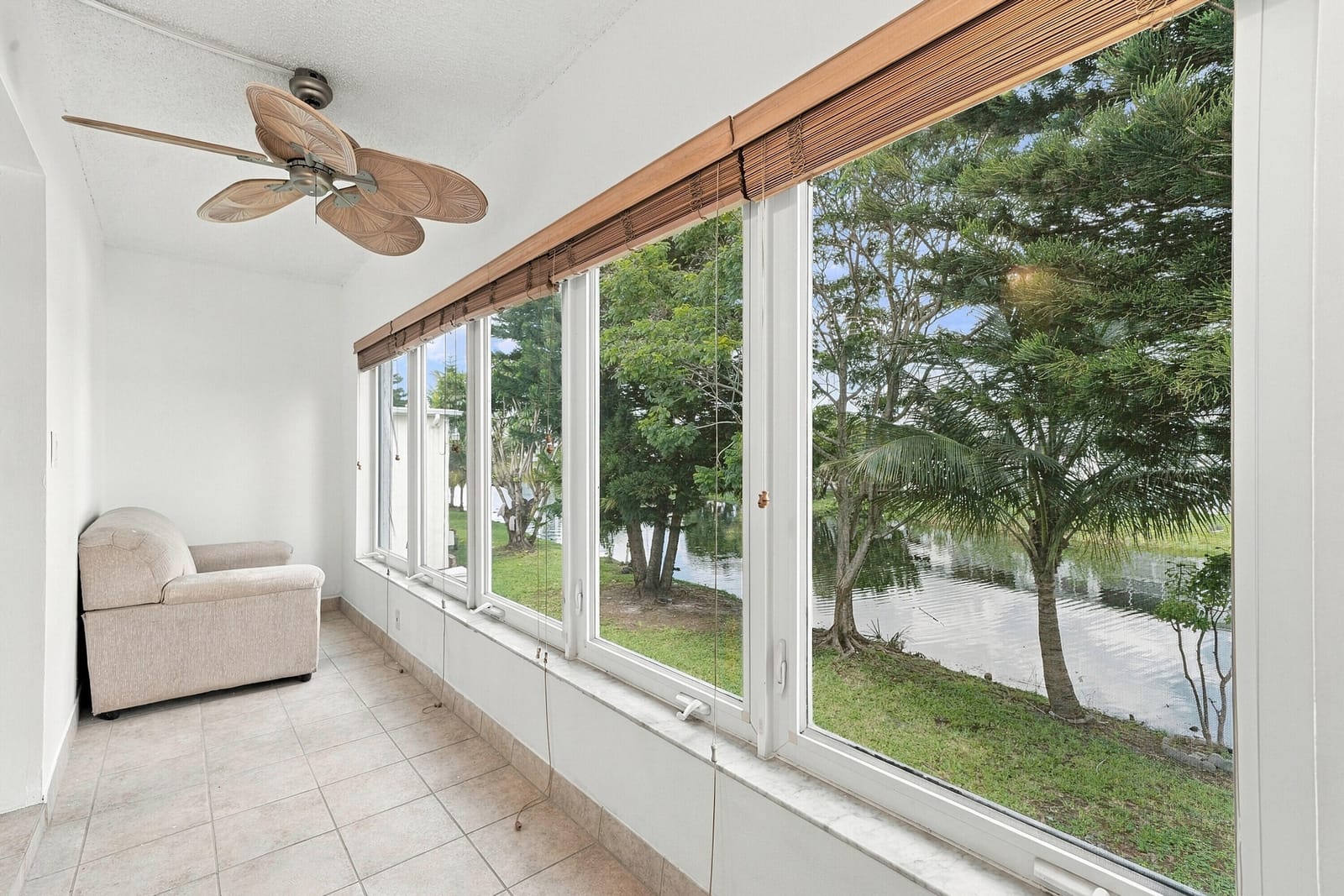 175 NE 203rd Terrace 24, Miami, FL 33179 photo 22