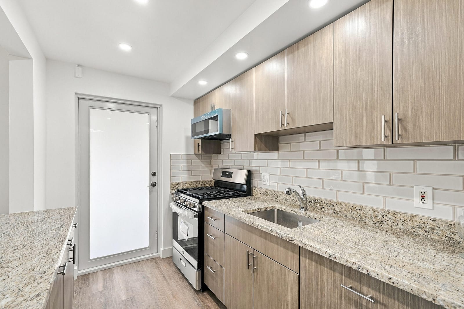 175 NE 203rd Terrace 24 — photo 9