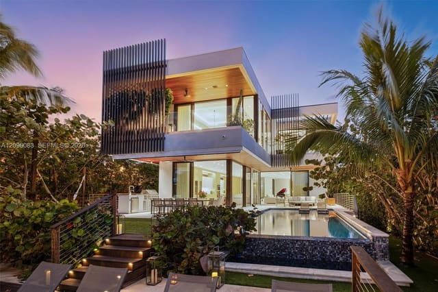 226 W Rivo Alto Drive, Miami Beach, FL 33139