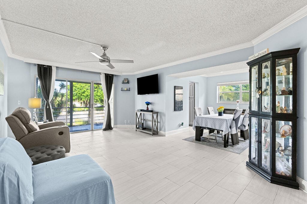 3590 Via Poinciana 216 — photo 3