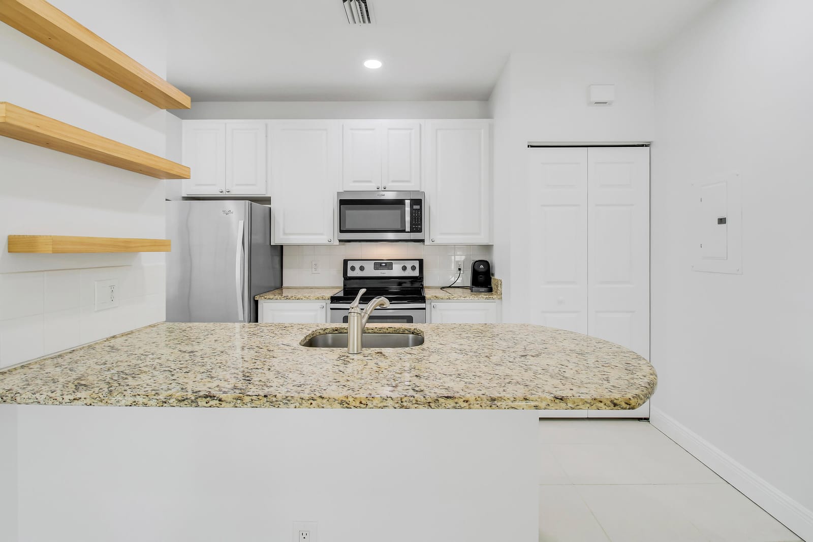4014 Community Drive 1, Jupiter, FL 33458 photo 9