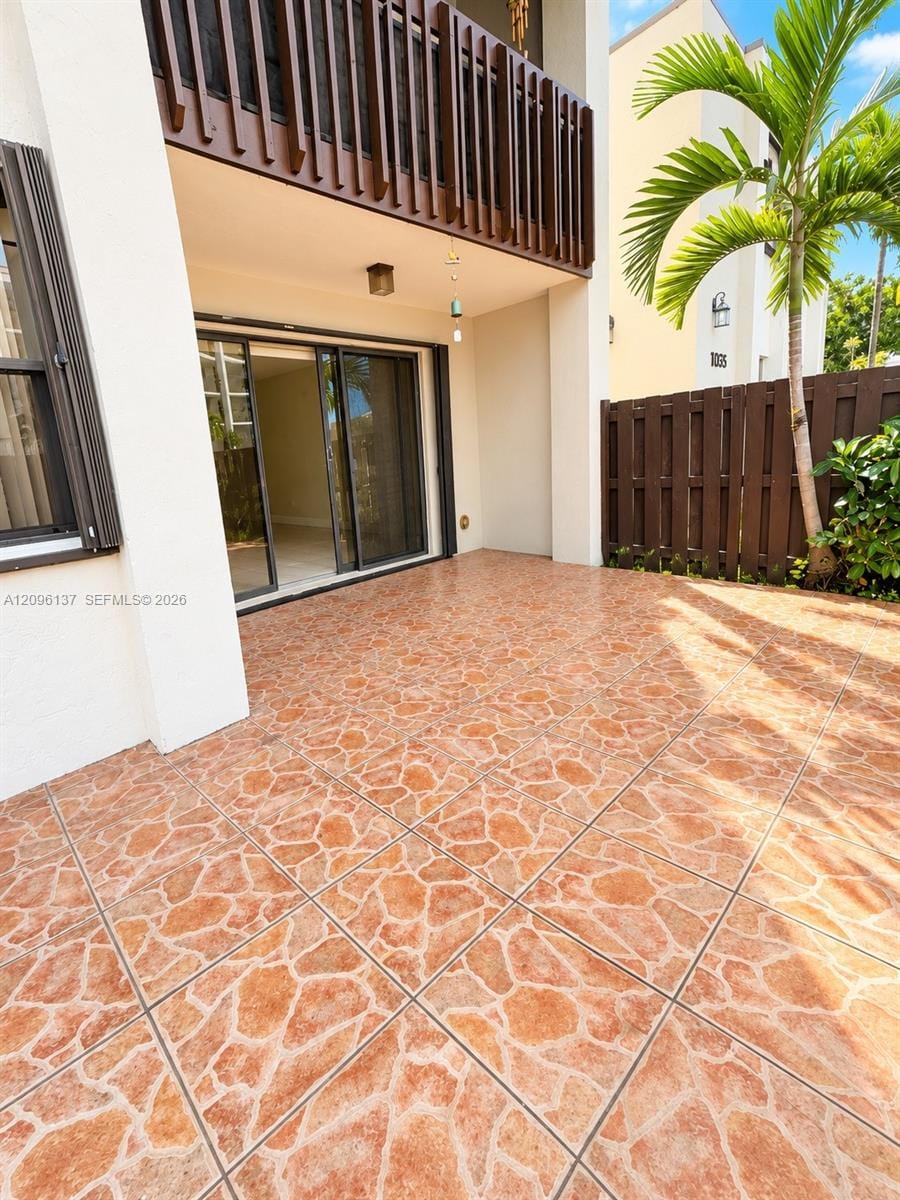 10135 NW 9th St Circle 5-106 — photo 1