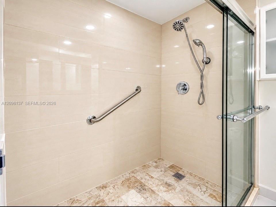 10135 NW 9th St Circle 5-106 — photo 11