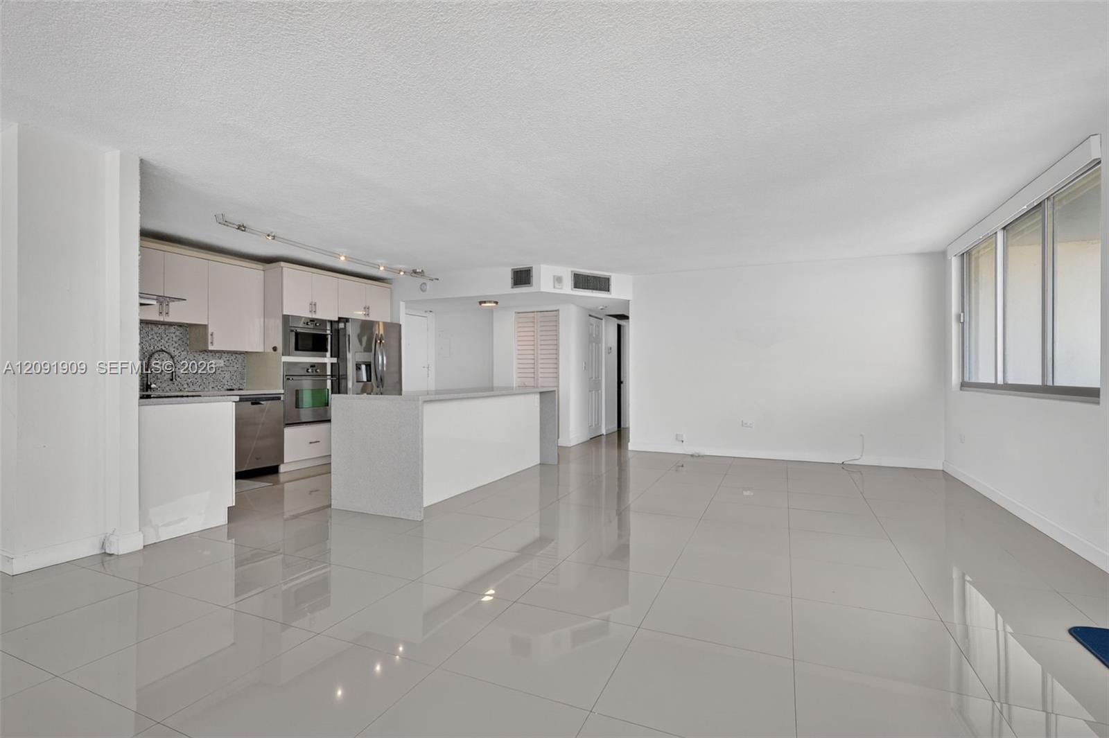 7135 Collins Avenue 805, Miami Beach, FL 33141 photo 16