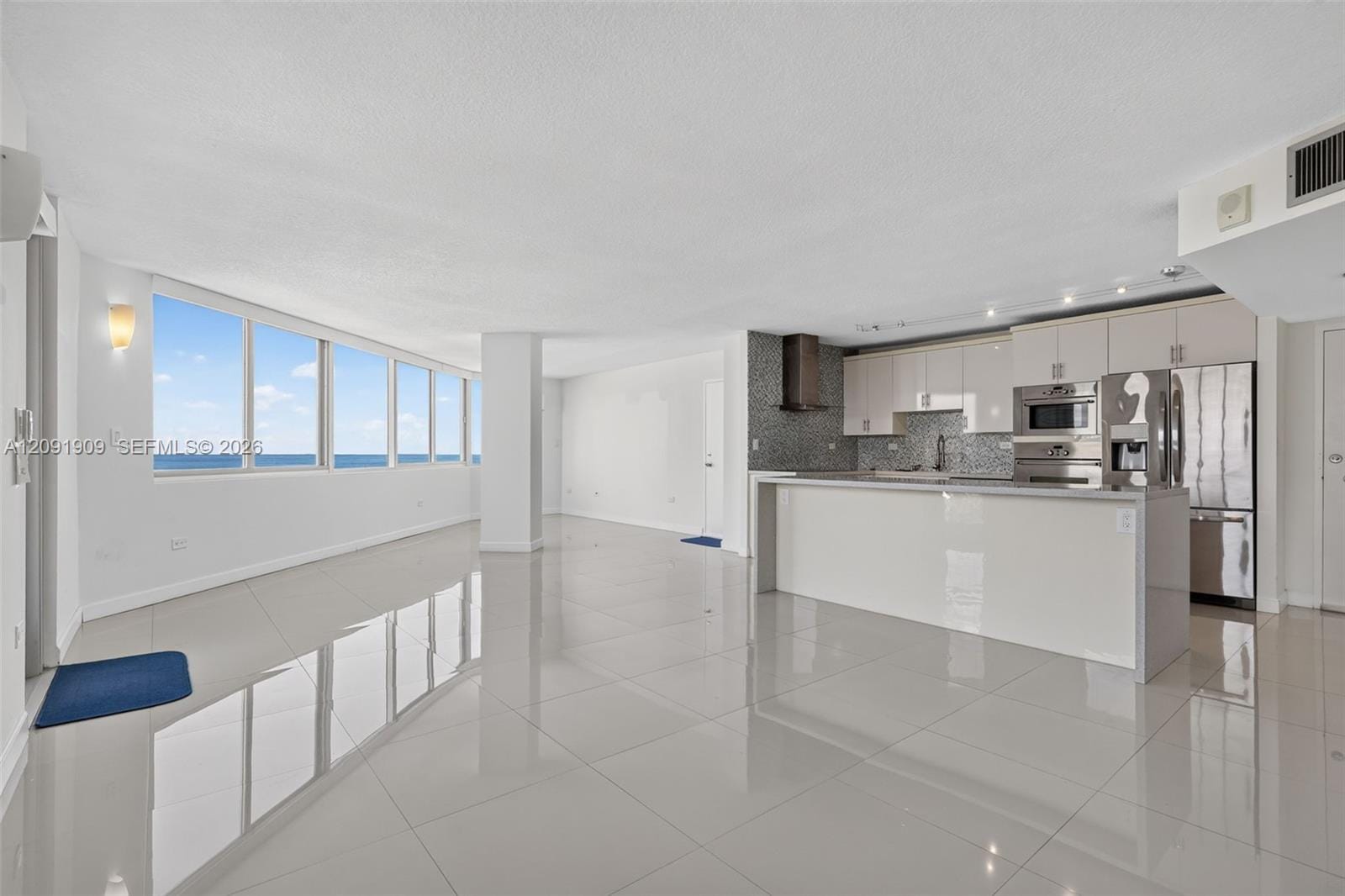 7135 Collins Avenue 805, Miami Beach, FL 33141 photo 9
