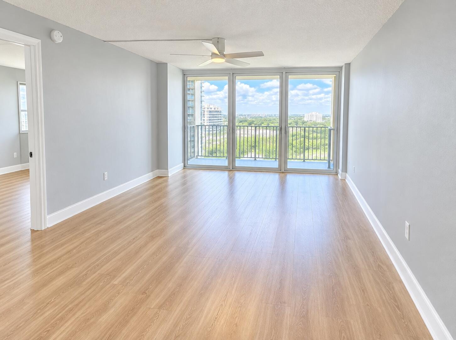 5600 N FLAGLER Drive 1904, West Palm Beach, FL 33407 photo 7