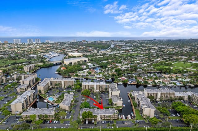 16 ROYAL PALM Way 205, Boca Raton, FL 33432