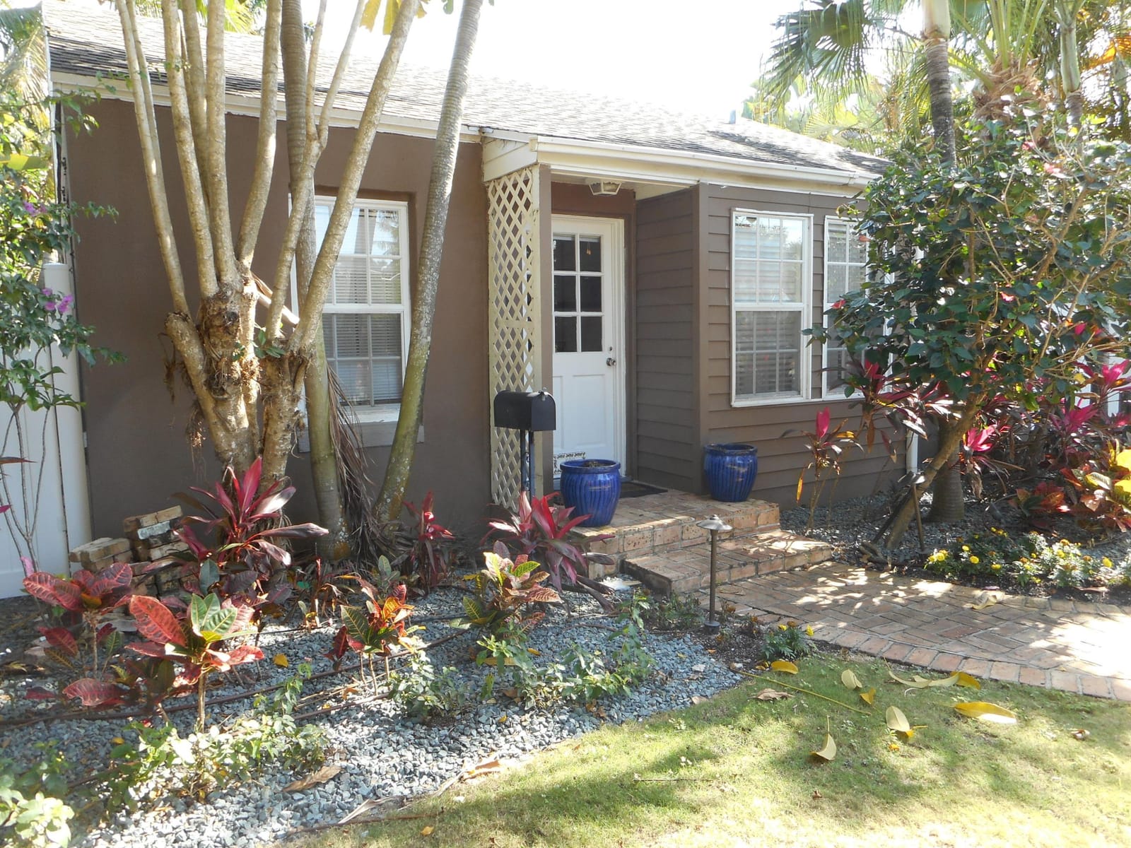 600 Westwood Road — photo 3