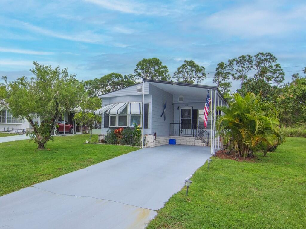196 W Caribbean, Port St. Lucie, FL 34952 photo 4